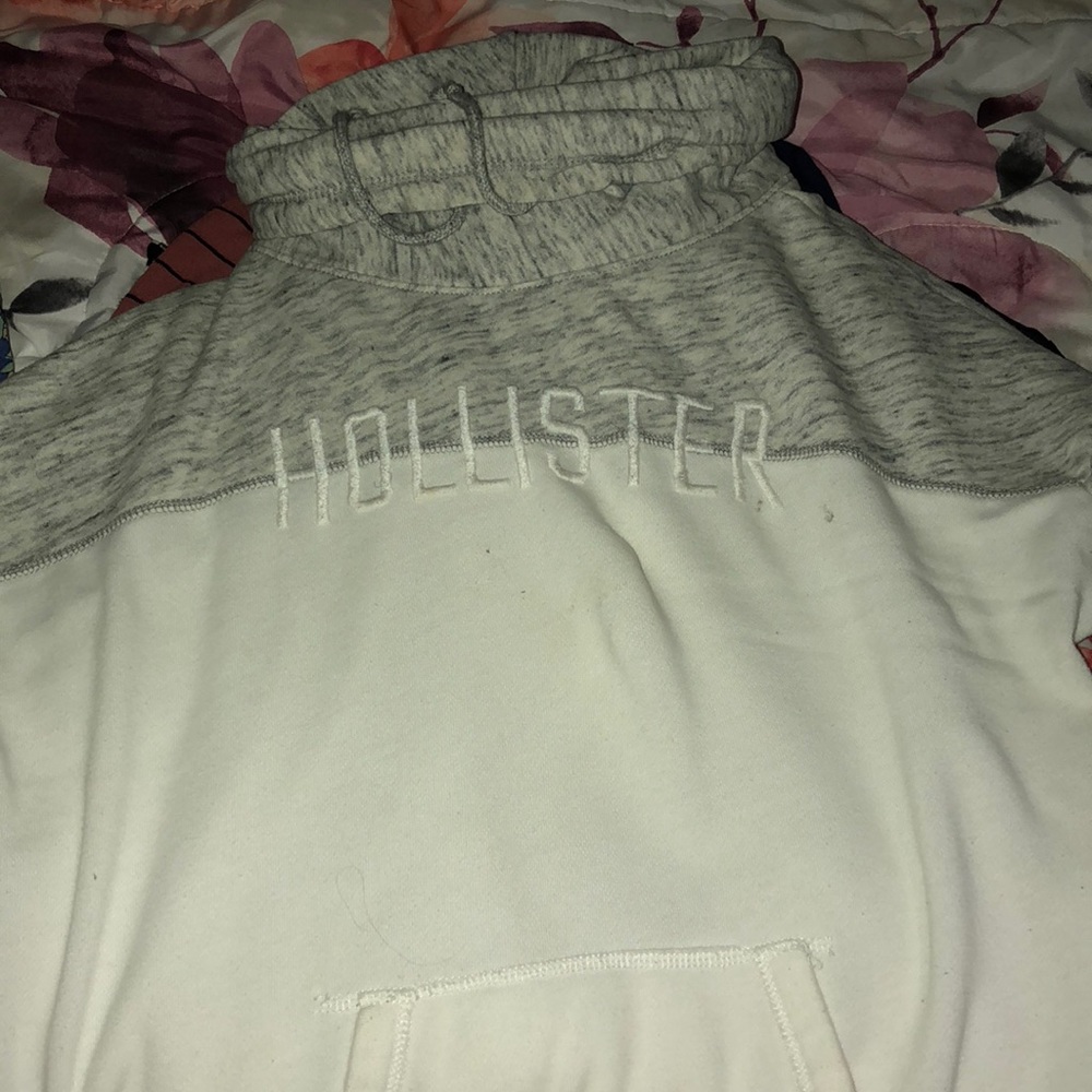 Hollister hoodie